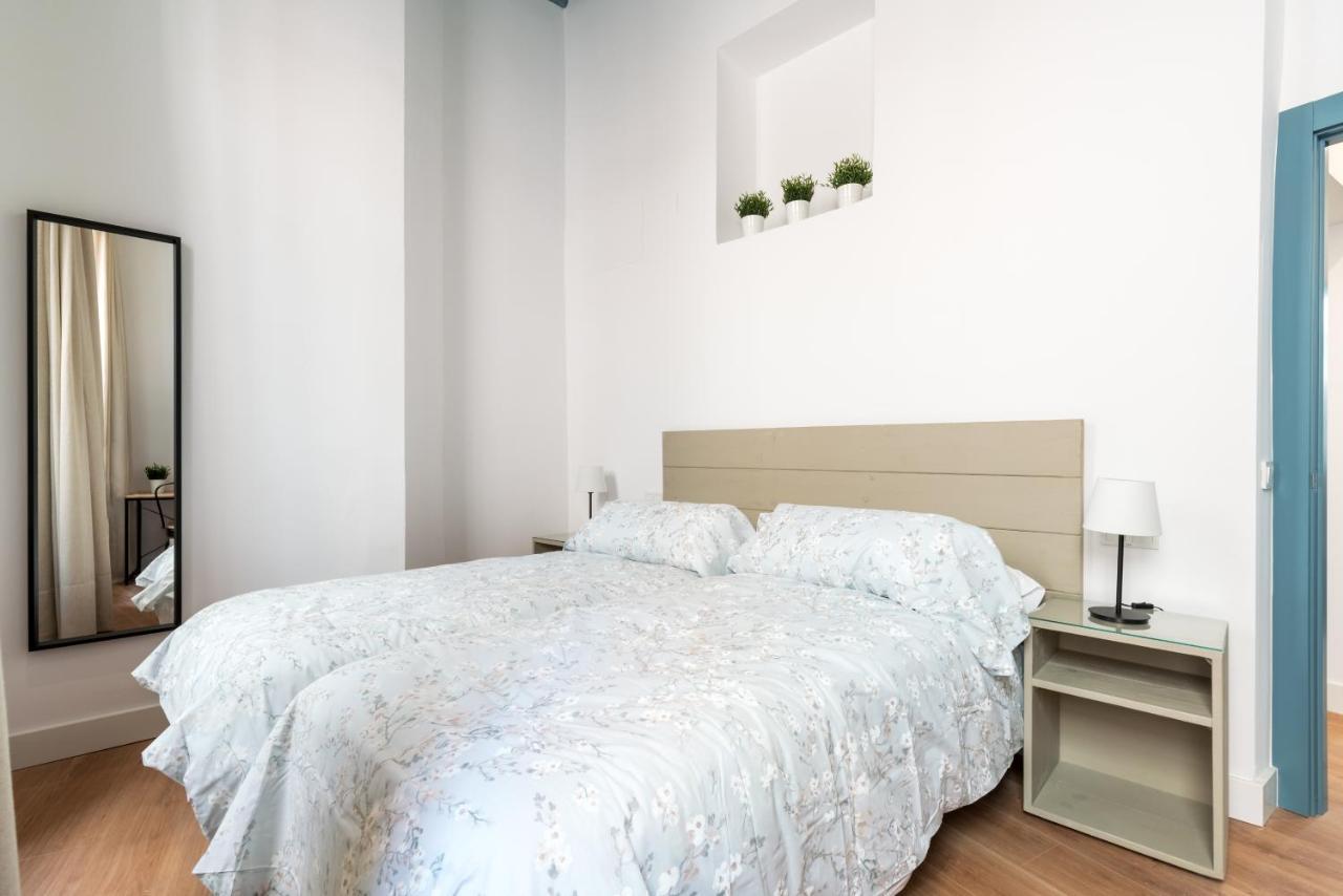 Apartamentos Leoncillos Sevilha Exterior foto